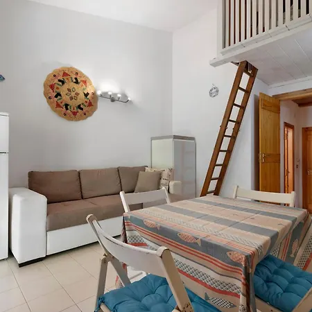 La Pelosa Summer House * 斯廷蒂诺